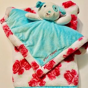 Bets Johnson blanket with little puppy